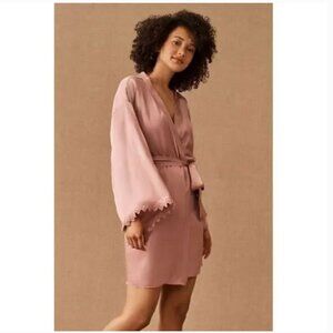 Anthropologie x BHLDN Matine Silky Long-Sleeve Lace-Trimmed Robe Mauve